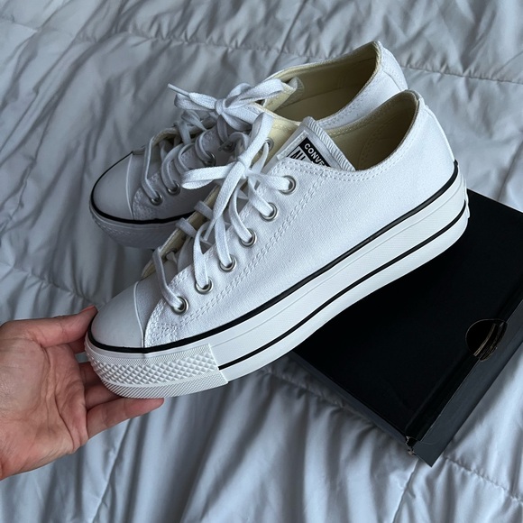 Women’s Converse Allstar Lift Platform - Picture 1 of 6